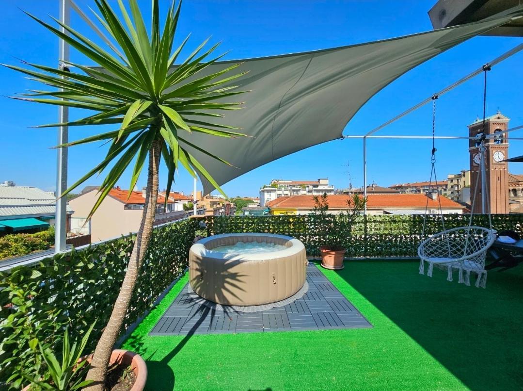 Spazioso Appartamento Con Terrazzo Navigli , Bocconi Milaan Buitenkant foto