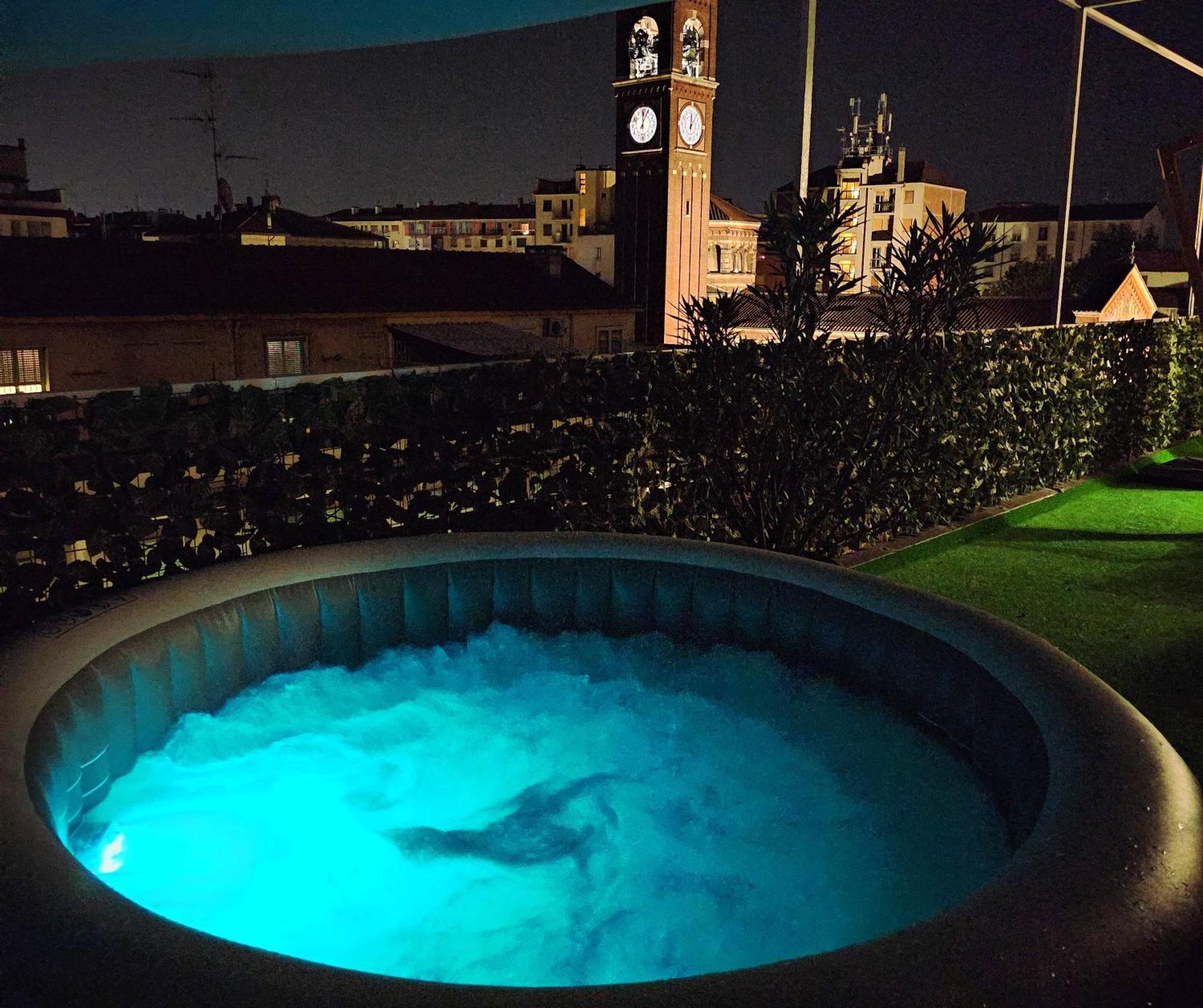 Spazioso Appartamento Con Terrazzo Navigli , Bocconi Milaan Buitenkant foto